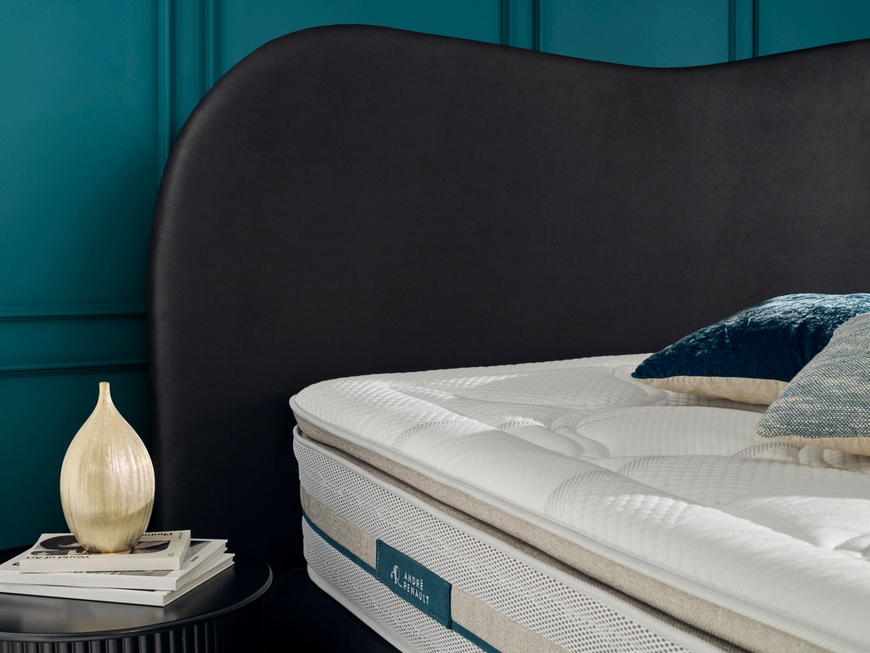 matelas andré renault paola VISUEL AMBIANCE - COLLECTION CLUB LINE - Ambiance fixe zoom - 2026